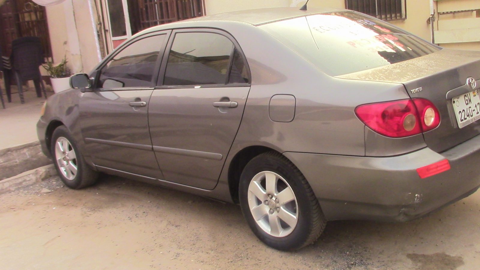 Example of a saloon car: a Toyota Corolla in Accra